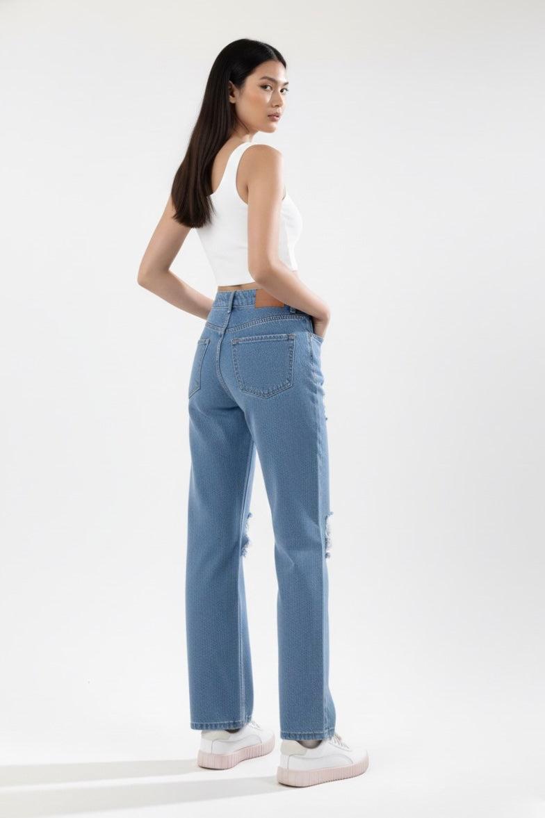 Distressed Straight fit denim