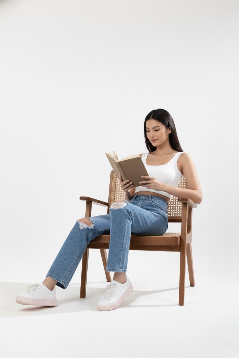 Distressed Straight fit denim