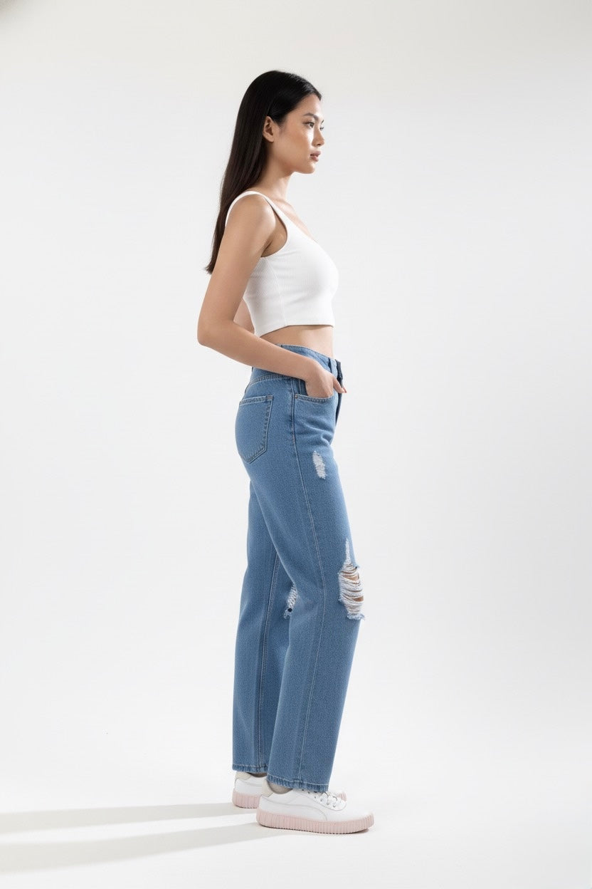Distressed Straight fit denim